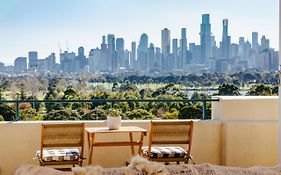 Spectacular Views Over Albert Park
